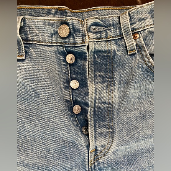 Levis 501 - Picture 3 of 8